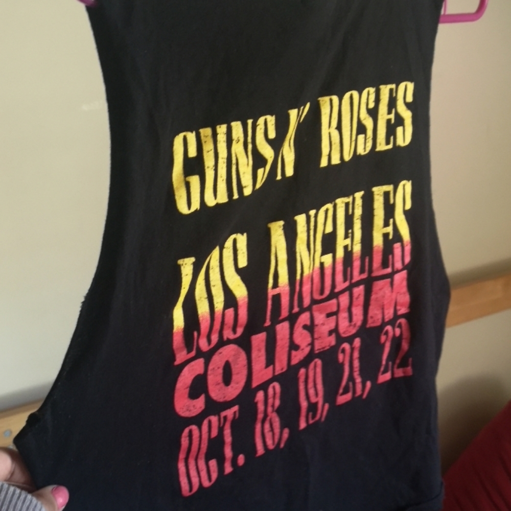 Guns N Roses Tank - Picture 3 of 4